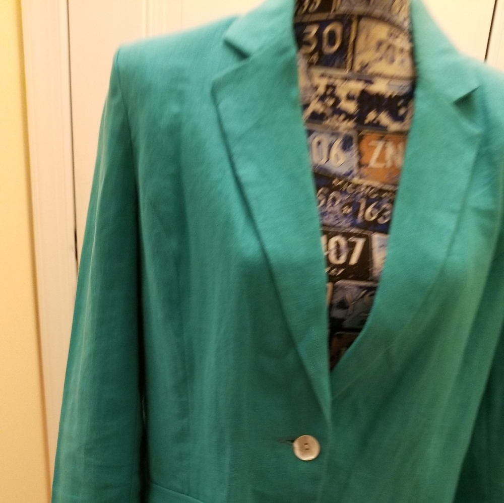 Green Linen Blazer